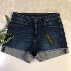 Just Black Denim Shorts | Size Medium